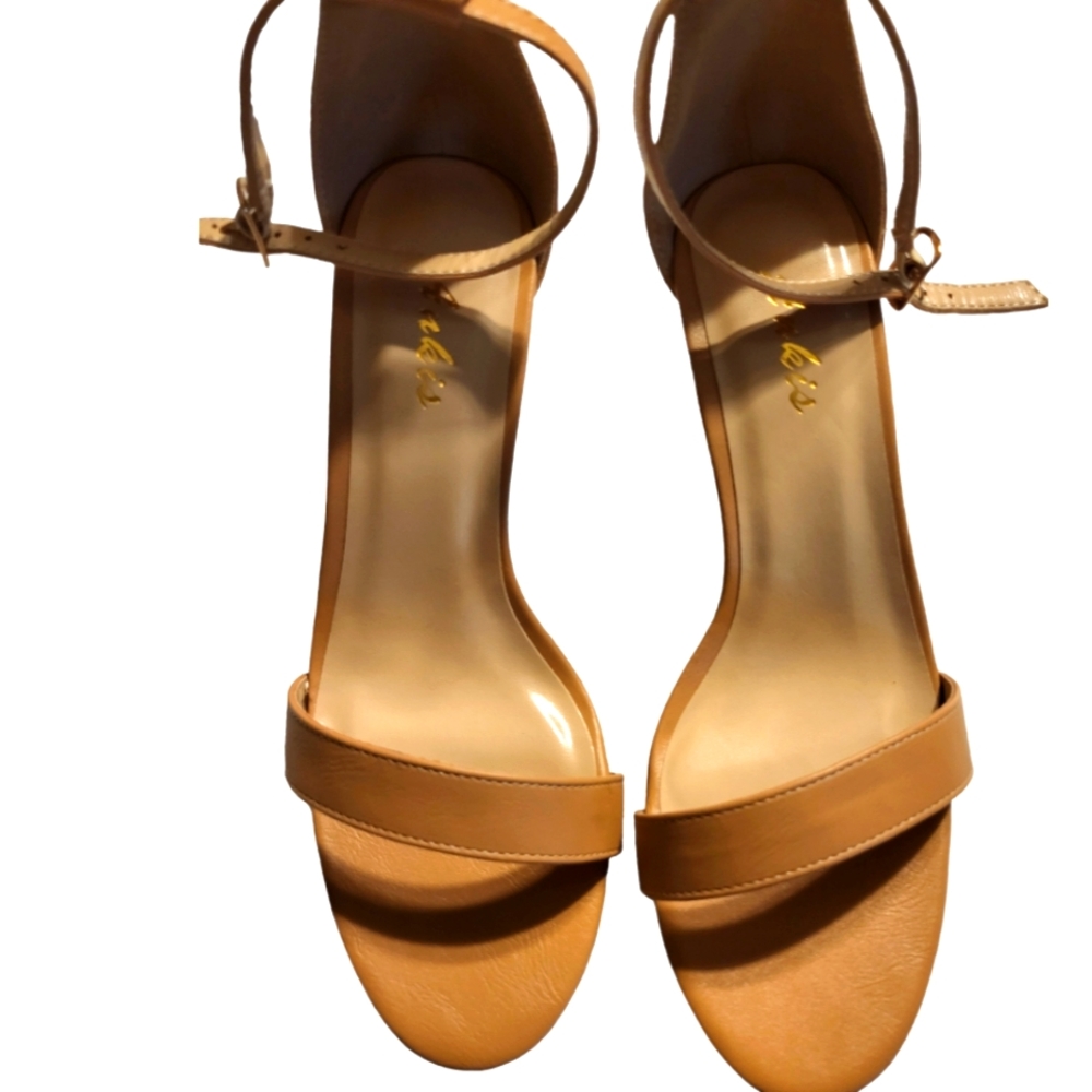 Ankis heels